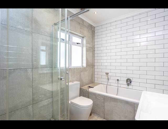 2 BEDROOM APARTMENT TO LET IN TAMBOERSKLOOF